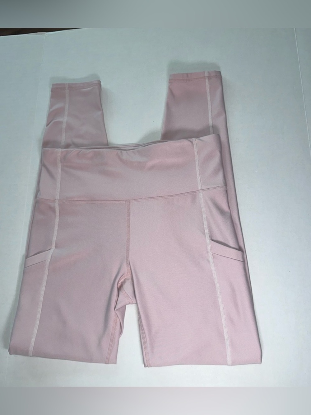 Fabletics Women’s High-Waisted Leggings With Pockets in Blush Pink Activewear